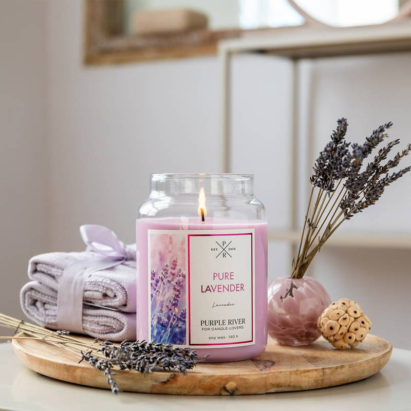 Grande bougie parfumée de soja en verre lavande Pure Lavender Purple River 623 g
