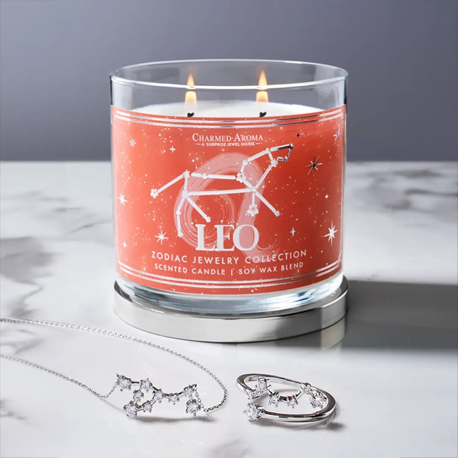 Charmed Aroma sojowa świeca zapachowa z biżuterią 12 oz 340 g Naszyjnik - Leo Lew Zodiak
