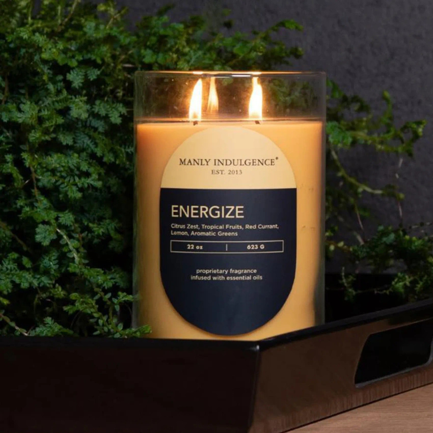 Vela aromática para hombre de soja Energize Colonial Candle